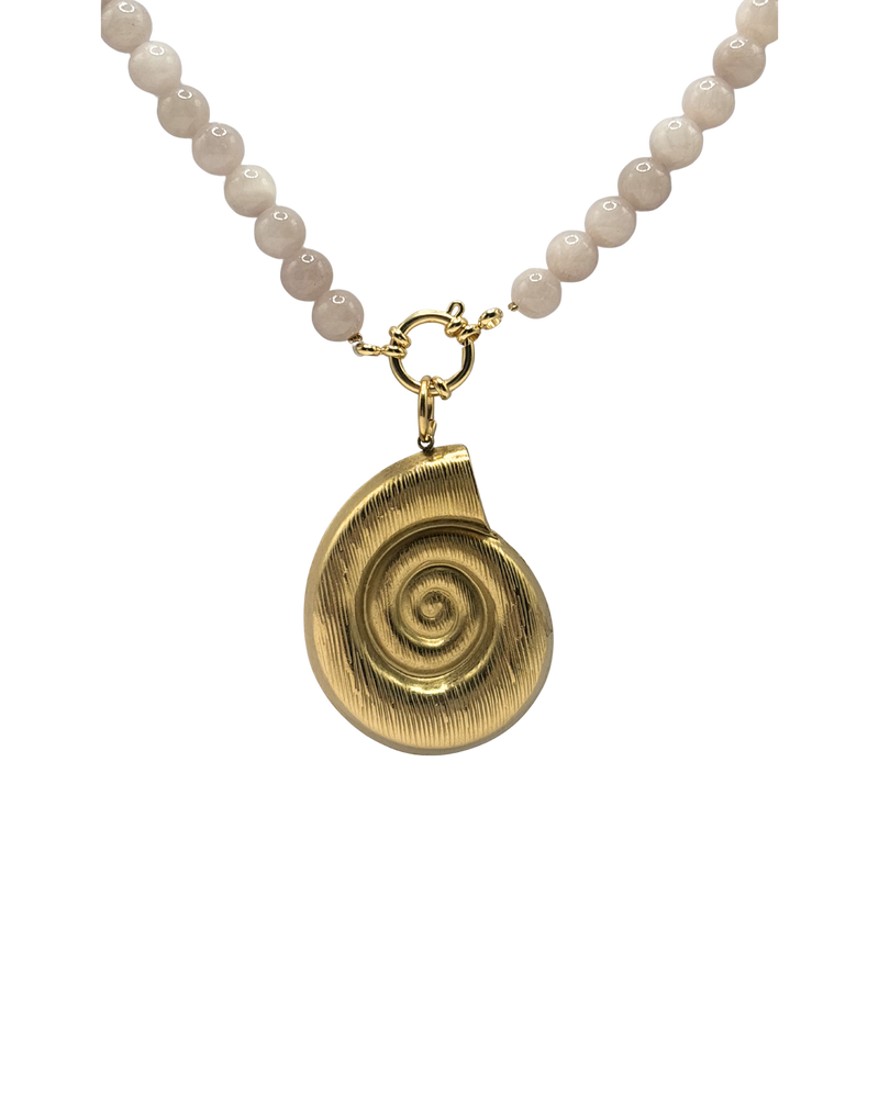 Golden beaded necklace - Beige jade