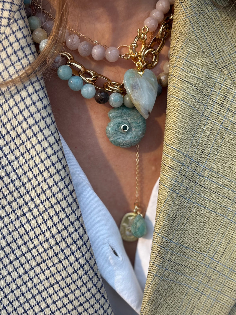 Golden amazonite brave
