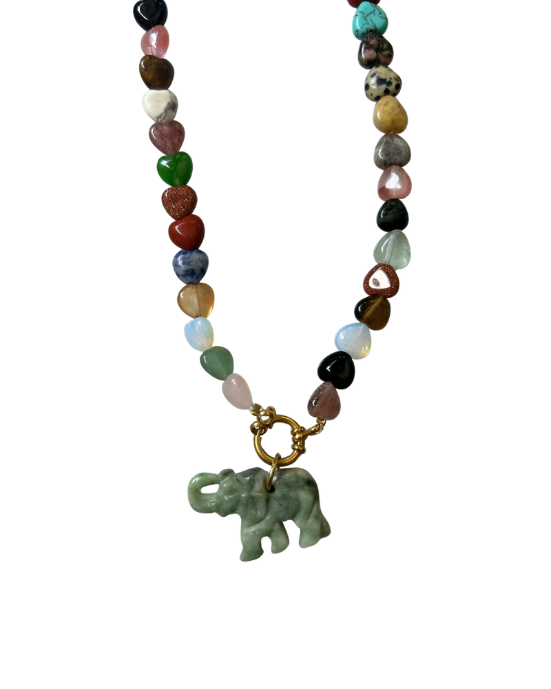 Golden beaded necklace - Heart jade